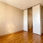 Rent 3 bedroom apartment of 51 m² in Grenoble