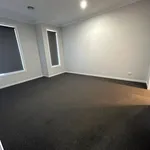 Rent 4 bedroom house in Thornhill Park