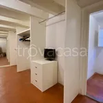 Affitto 5 camera appartamento di 140 m² in Firenze