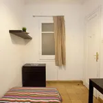 Rent 6 bedroom apartment in Barcelona