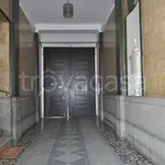 Rent 2 bedroom apartment of 70 m² in Milano