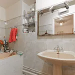 Rent 1 bedroom apartment in Paris