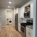 Rent 4 bedroom apartment of 250 m² in Oakland