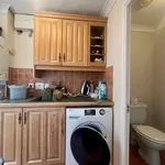 Rent 4 bedroom house in Farnborough