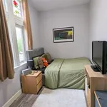 Rent 4 bedroom apartment in Yorkshire And The Humber