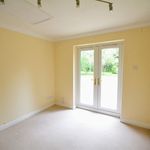 Rent 5 bedroom house in South East England