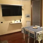 Rent 2 bedroom apartment of 81 m² in Milan