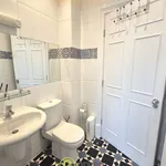 Rent 2 bedroom apartment in West Midlands