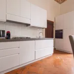 Rent 1 bedroom apartment of 60 m² in Florence