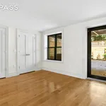 Rent 1 bedroom apartment of 74 m² in New York City