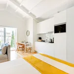 Rent 1 bedroom apartment of 40 m² in Porto