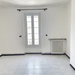 Appartement de 118 m² avec 4 chambre(s) en location à Ganges