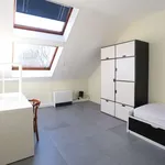 Rent a room of 120 m² in brussels