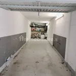 Affitto 3 camera appartamento di 77 m² in Cantù