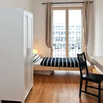 Miete 5 Schlafzimmer wohnung von 14 m² in Frankfurt