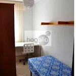 Rent 3 bedroom apartment of 115 m² in  Sevilla