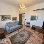 Rent 2 bedroom apartment of 75 m² in Genoa