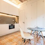 Rent 1 bedroom apartment of 28 m² in Barcelona