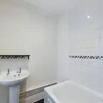 Rent 2 bedroom apartment in Torquay