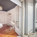 Rent a room of 170 m² in Lisboa