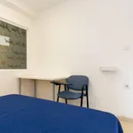 Rent 6 bedroom apartment in Granada