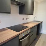 Rent 2 bedroom flat in Bradford