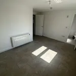 Rent 1 bedroom flat in East Midlands