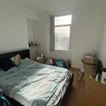 Rent 5 bedroom house in Swansea