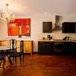 Appartement de 95 m² avec 2 chambre(s) en location à brussels