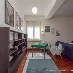 Rent 4 bedroom apartment of 120 m² in Milan