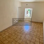 Appartement de 43 m² avec 2 chambre(s) en location à Solliès-Ville