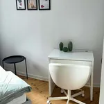 Rent a room of 120 m² in Berlin