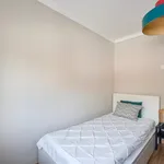 Rent 4 bedroom apartment in Lisbon