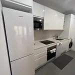 Rent 3 bedroom apartment of 92 m² in Málaga