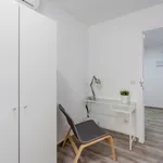 Rent 5 bedroom apartment in Valencia