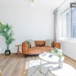 Rent 2 bedroom apartment of 64 m² in Paris