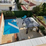 Ενοικίαση 4 υπνοδωμάτιο σπίτι από 350 m² σε M unicipal Unit of Makrakomi