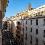 Affitto 5 camera appartamento di 260 m² in Rome