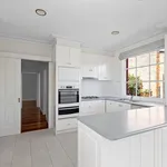 Rent 5 bedroom house in Balwyn North