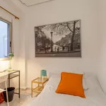 Rent 5 bedroom apartment in Valencia