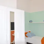 Rent 11 bedroom apartment in Modena