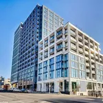 Appartement de 495 m² avec 4 chambre(s) en location à Toronto