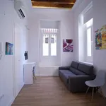 Rent 1 bedroom apartment of 40 m² in seville