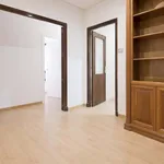 Rent a room of 234 m² in Madrid