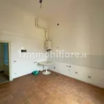 Affitto 5 camera appartamento di 130 m² in Florence