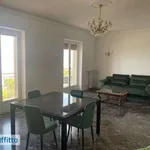 Appartamento arredato con terrazzo Centro