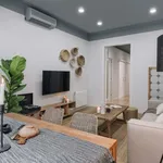 Rent 3 bedroom apartment in barcelona