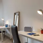 Rent a room in milan