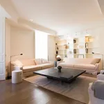 Rent 3 bedroom apartment of 202 m² in Madrid