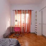 Rent 4 bedroom apartment in Coimbra